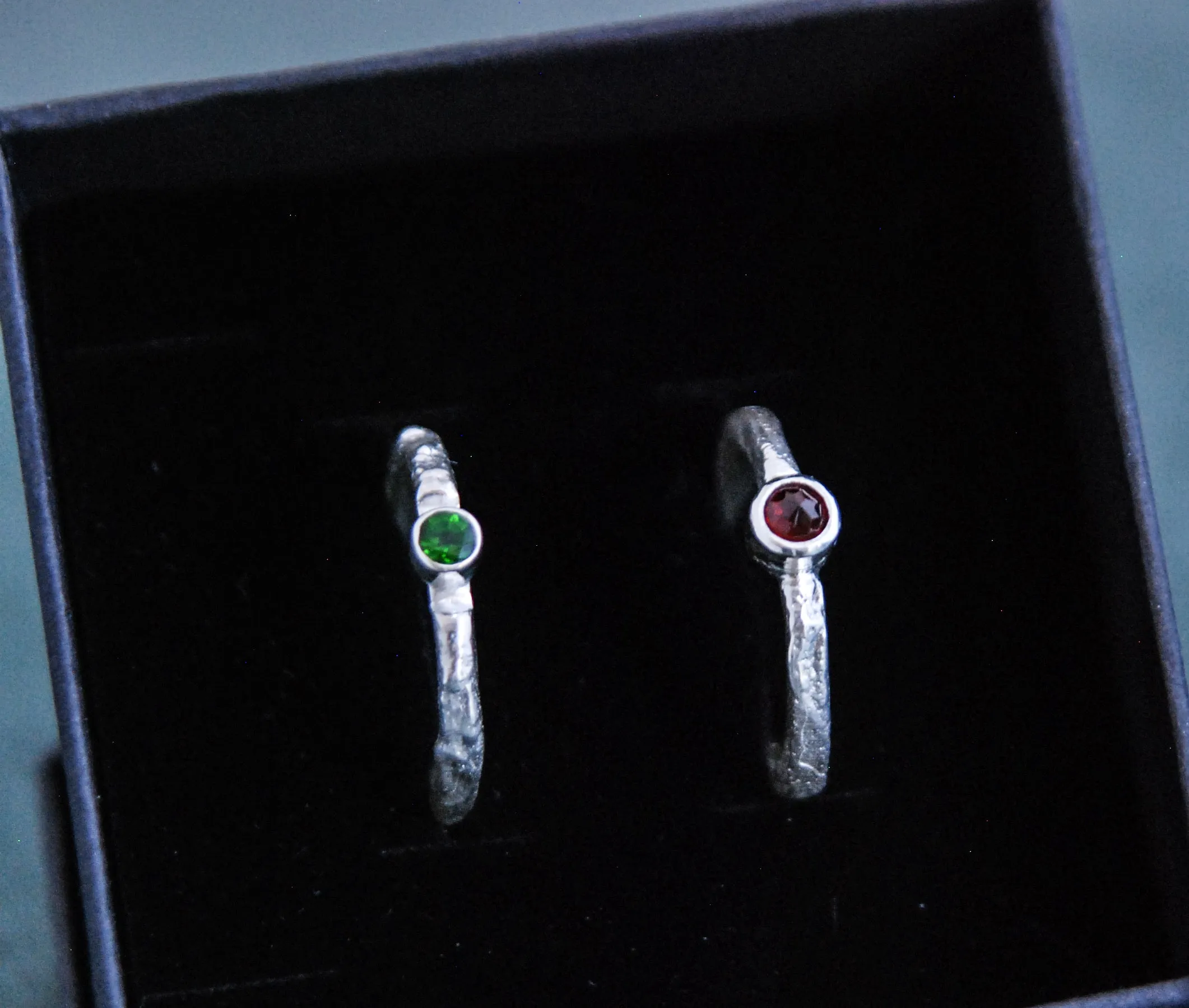 Upside-down Red Garnet Silver ring