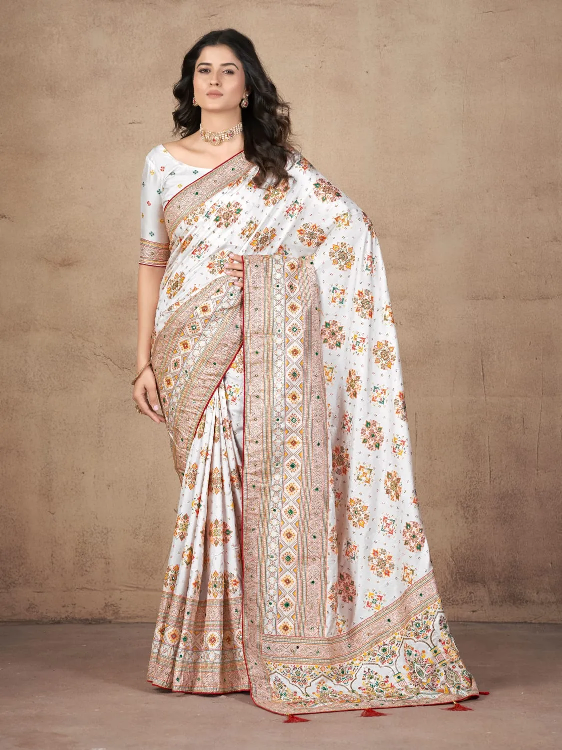 Women's Designer Pure Pashmina Handwork Khatali Pashmina Weaving Silk Saree